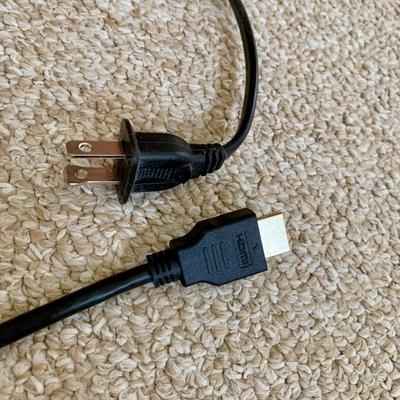 LOT 6 L: Toshiba TV Model #32DT2U