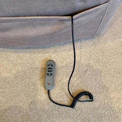 LOT 10 L: Raymour & Flanigan Laverne Microfiber Power Lift Recliner