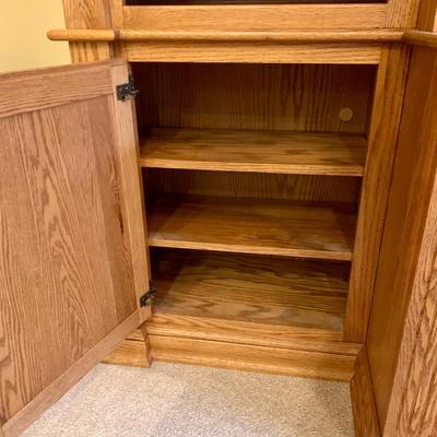 LOT 12 L: 3 Piece Entertainment / TV Cabinet