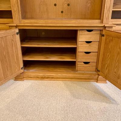 LOT 12 L: 3 Piece Entertainment / TV Cabinet