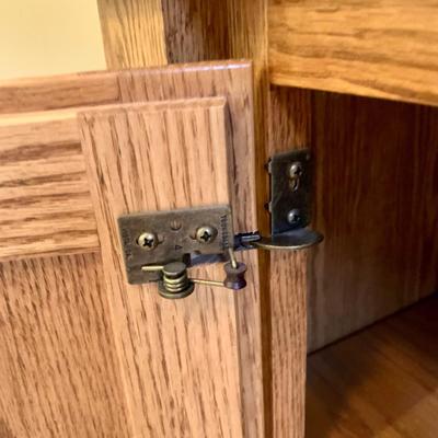 LOT 12 L: 3 Piece Entertainment / TV Cabinet