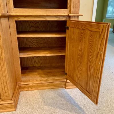 LOT 12 L: 3 Piece Entertainment / TV Cabinet