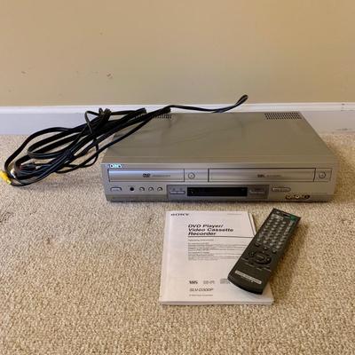 LOT 13 L: Sony DVD / VCR Player Model #SLV-D300P
