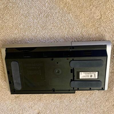 LOT 14 L: Bose Lifestyle 20 Music System & Solo TV Sound System