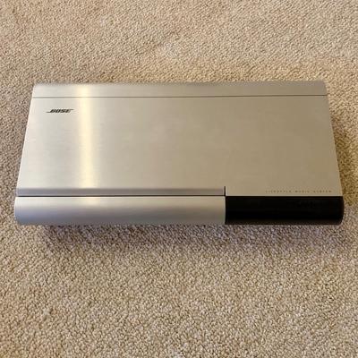 LOT 14 L: Bose Lifestyle 20 Music System & Solo TV Sound System