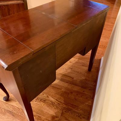 LOT 18 L & H: Pennsylvania House Expandable Sideboard Table & Ethan Allen Curio Cabinet / Hutch