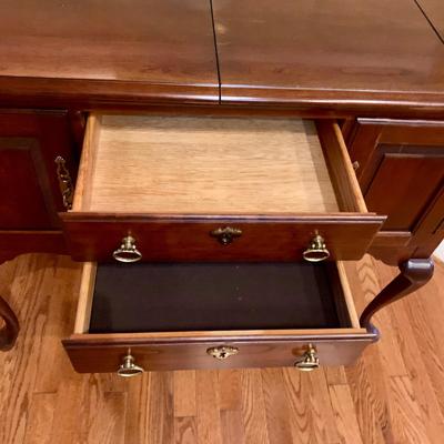 LOT 18 L & H: Pennsylvania House Expandable Sideboard Table & Ethan Allen Curio Cabinet / Hutch