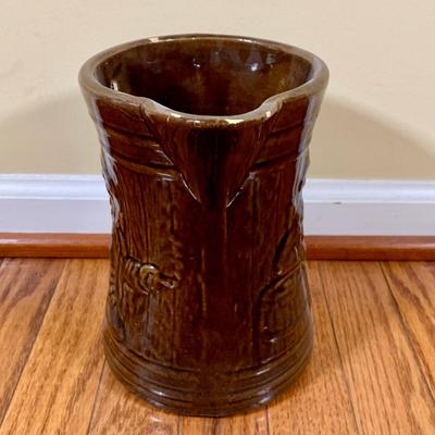 LOT 20 L: 1920's Nelson McCoy Sanitary Co. Buccaneer Pitcher w/ 6 Mugs & McCoy Pottery Mixing Bowl