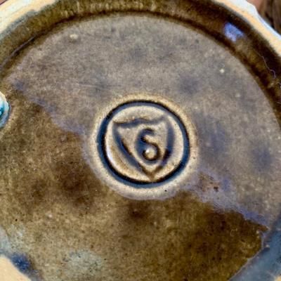 LOT 20 L: 1920's Nelson McCoy Sanitary Co. Buccaneer Pitcher w/ 6 Mugs & McCoy Pottery Mixing Bowl