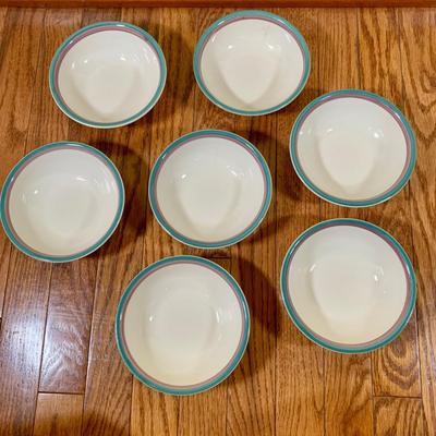 LOT 22 K: Pfaltzgraff "Juniper" Dishware Set