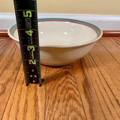 LOT 22 K: Pfaltzgraff "Juniper" Dishware Set