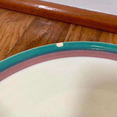 LOT 22 K: Pfaltzgraff "Juniper" Dishware Set