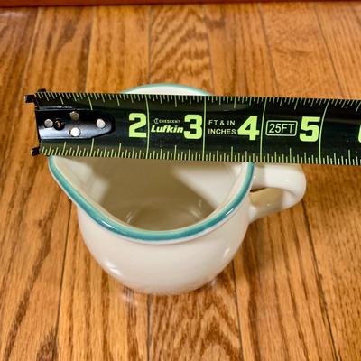 LOT 22 K: Pfaltzgraff "Juniper" Dishware Set