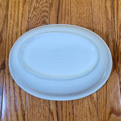 LOT 22 K: Pfaltzgraff "Juniper" Dishware Set