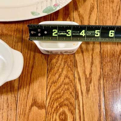 LOT 23 K: Pfaltzgraff "Cape May" Dishware Set