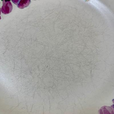 LOT 23 K: Pfaltzgraff "Cape May" Dishware Set