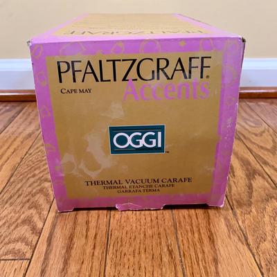 LOT 23 K: Pfaltzgraff "Cape May" Dishware Set