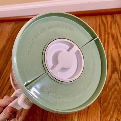 LOT 23 K: Pfaltzgraff "Cape May" Dishware Set