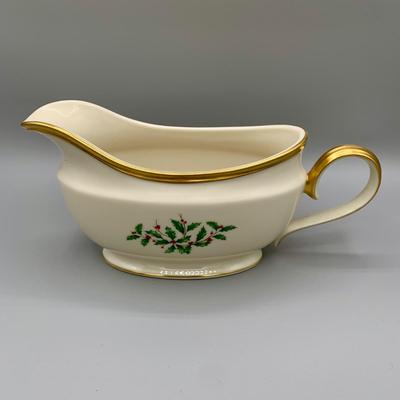 LOT 26 L: Lenox Holiday Dimension Collection Gravy Boat w/ Plate