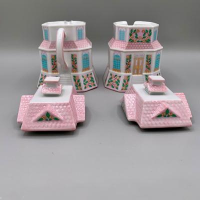 LOT 29 L: The Lenox Village 1991 Creamery, Confectionary, & Spoon