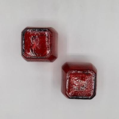 LOT 30 L: Red Glass Collection