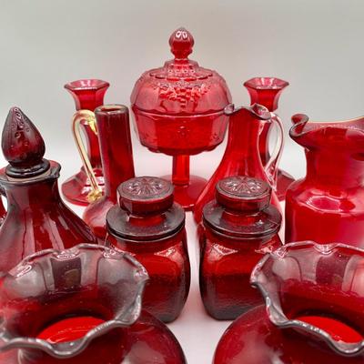 LOT 30 L: Red Glass Collection