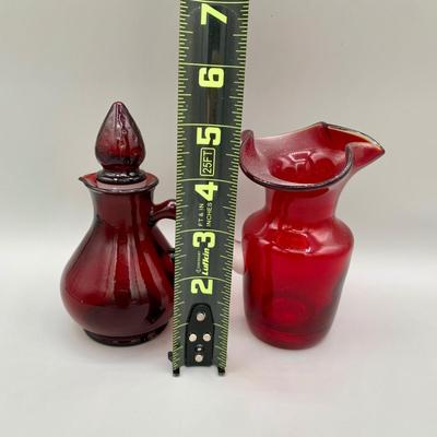 LOT 30 L: Red Glass Collection