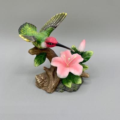 LOT 32 N: 1998 Lefton Hummingbird Figurine & Vintage Bisque Porcelain Hummingbird Figurine