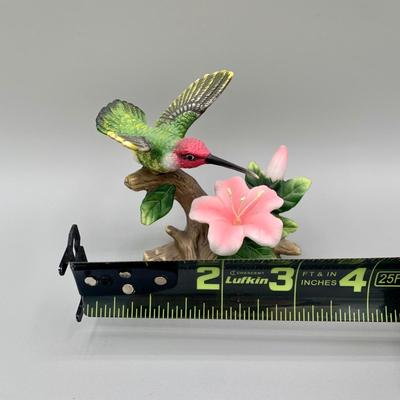 LOT 32 N: 1998 Lefton Hummingbird Figurine & Vintage Bisque Porcelain Hummingbird Figurine