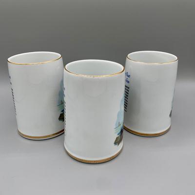 LOT 34 N: Norman Rockwell Mug Collection