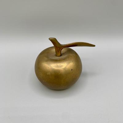 LOT 35 L: Brass Apple Bell, Schlabaugh & Sons Art Deco Miniature Desk Clock, Brass Pineapple Candle Pin, & Metal Star Decor