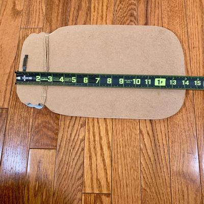 LOT 39 D: Country Style Home Wall Decor & NIP Picture Holder & Frames