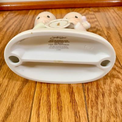 LOT 40 D: Precious Moments Collection