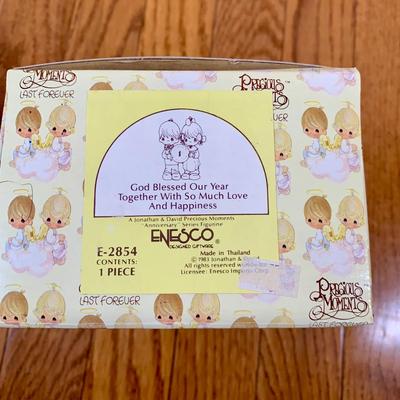 LOT 40 D: Precious Moments Collection