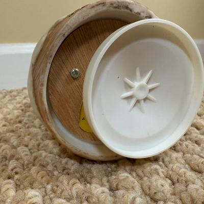 LOT 43B: Musical Christmas Collection - Thomas Kinkade Clock, Musical Water Globes & More