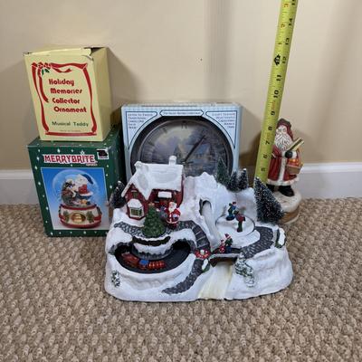 LOT 43B: Musical Christmas Collection - Thomas Kinkade Clock, Musical Water Globes & More