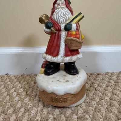 LOT 43B: Musical Christmas Collection - Thomas Kinkade Clock, Musical Water Globes & More