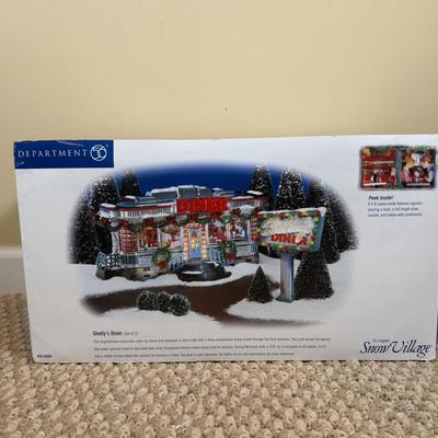 LOT 45B: Department 56 Original Snow Village Shelly's Diner w/ Box
