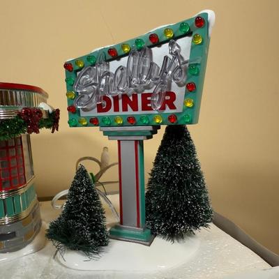 LOT 45B: Department 56 Original Snow Village Shelly's Diner w/ Box