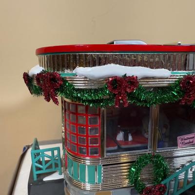 LOT 45B: Department 56 Original Snow Village Shelly's Diner w/ Box