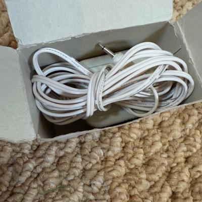 LOT 46B: Department 56 Snow Village Christmas Lane Peppermint House w/ Box