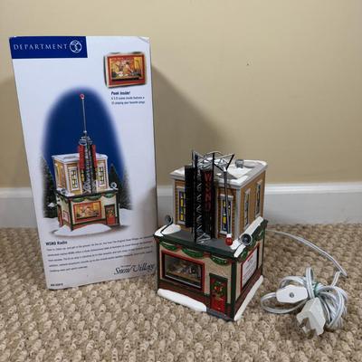 LOT 48B: Department 56 Original Snow Village WSNO Radio w/ Box