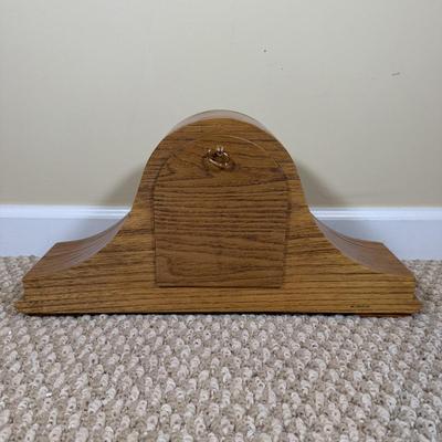 LOT 53B: Howard Miller Westminster Chime Mantle Clock