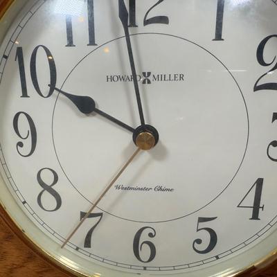 LOT 53B: Howard Miller Westminster Chime Mantle Clock