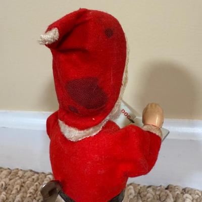 LOT 54B: Vintage 1960s Japan Tin Litho Wind Up Santa w/ Book