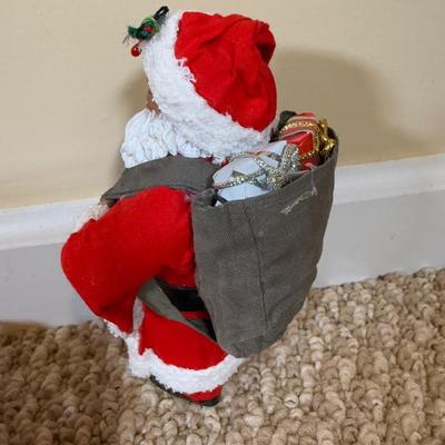 LOT 55B: Resin Santa Figurine Set