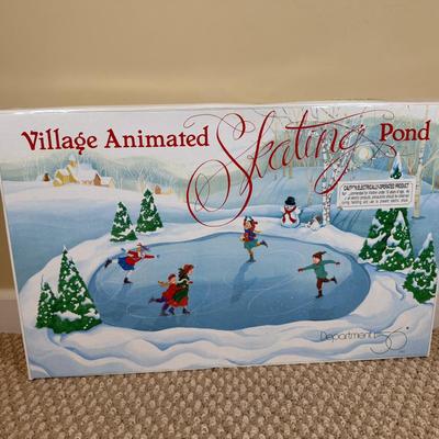 LOT 58B: Dept 56 - Village Animated Skating Pond & Ski Slope