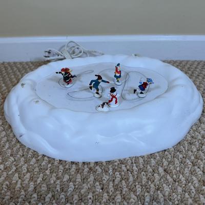 LOT 58B: Dept 56 - Village Animated Skating Pond & Ski Slope