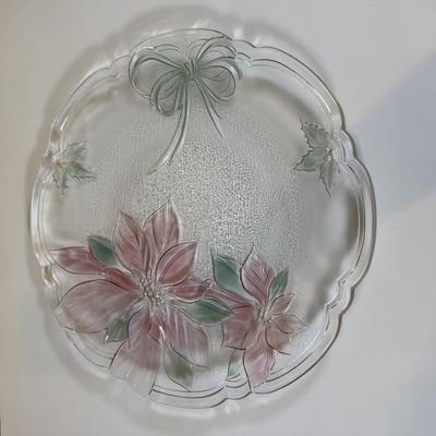 LOT 61B: Christmas Crystal - Holiday Ice Sculptures & Savoir Vivre Platter