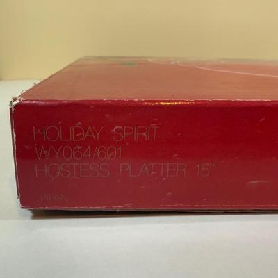 LOT 61B: Christmas Crystal - Holiday Ice Sculptures & Savoir Vivre Platter